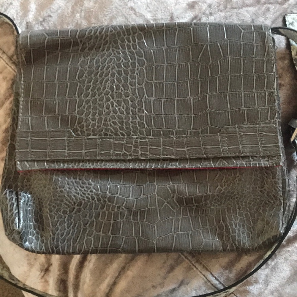 Vince Camuto bag